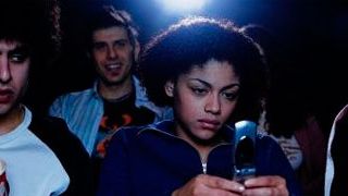 Los jóvenes de EE UU quieren usar Facebook y Twitter dentro del cine noticias imagen