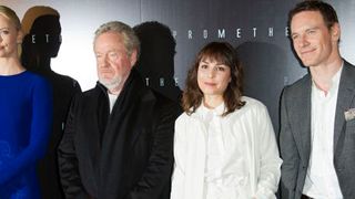 'Prometheus': Charlize Theron, Michael Fassbender, Noomie Rapace y Ridley Scott presentan la película en París noticias imagen