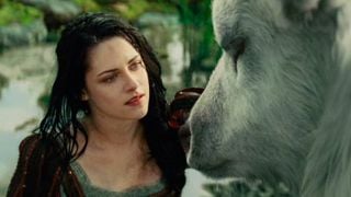 Exclusiva 'Blancanieves y la leyenda del cazador': clip en castellano con Kristen Stewart noticias imagen