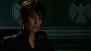 'Los Vengadores': la agente S.H.I.E.L.D. Maria Hill pone a caldo a Nick Furia en este arranque alternativo