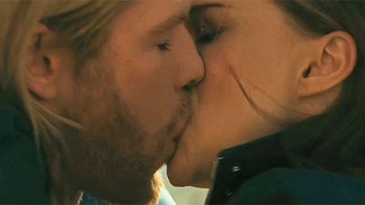 'El mundo oscuro' podría mostrar sexo entre Thor y Jane noticias imagen