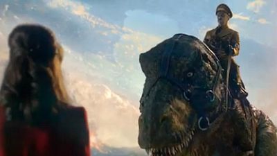 Hitler monta un T-rex en el 'teaser' de 'Iron Sky: The Coming Race' noticias imagen
