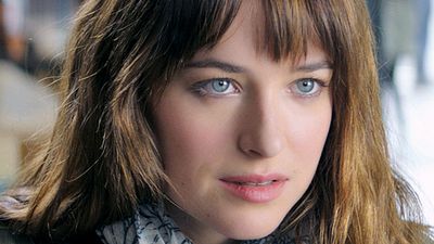 Dakota Johnson crea polémica con una parodia sobre el Estado Islámico en 'SNL'