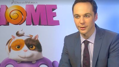 'Home. Hogar dulce hogar': Jim Parsons compara a Oh con Sheldon de 'The Big Bang Theory'