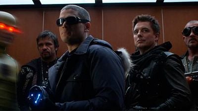 Los protagonistas y villanos de ‘Arrow’ y ‘The Flash’ luchan entre ellos en una súper promo noticias imagen