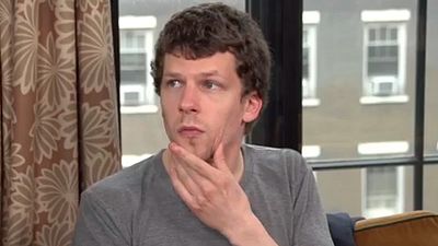 'Batman v Superman: El amanecer de la justicia': Jesse Eisenberg confirma su presencia en la Comic-Con 2015 noticias imagen