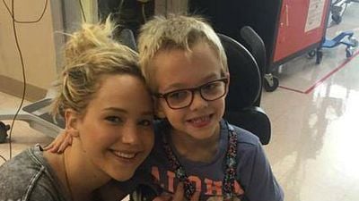 'X-Men: Apocalypse': Jennifer Lawrence visita un hospital infantil durante el rodaje noticias imagen