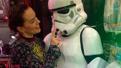 'Star Wars': 15 momentos de Instagram que te harán querer más a Daisy Ridley