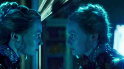 'Alicia a través del espejo': nuevo tráiler de la secuela protagonizada por Mia Wasikowska y Johnny Depp noticias imagen