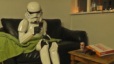 'Star Wars': El videoclip sobre la vida solitaria de un soldado imperial que te hará llorar noticias imagen