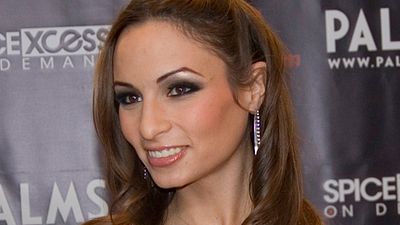 Encuentran muerta en su casa a la actriz porno Amber Rayne noticias imagen