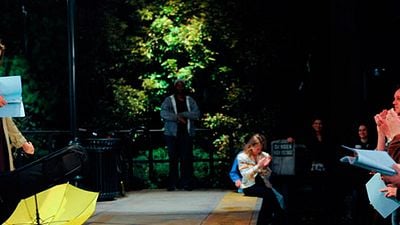 20 imágenes tras las cámaras de las emotivas despedidas de míticas series noticias imagen