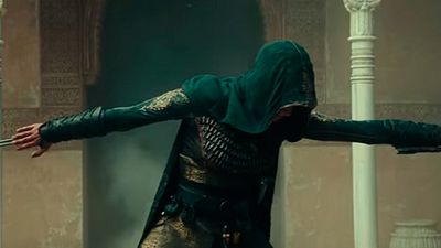 'Assassin's Creed': Michael Fassbender se transforma en Aguilar de Nehra en este vídeo detrás de las cámaras