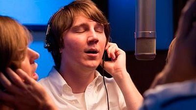 Paul Dano debutará como director adaptando la novela corta 'Incendios' de Richard Ford noticias imagen