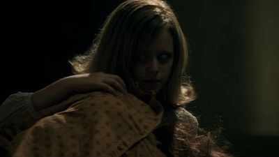 'Ouija: El origen del mal': Elizabeth Reaser se enfrenta a los espíritus en este clip en EXCLUSIVA noticias imagen