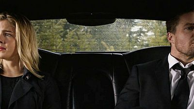 'Arrow': El 'showrunner' se arrepiente de la trama 'Olicity' de la cuarta temporada noticias imagen