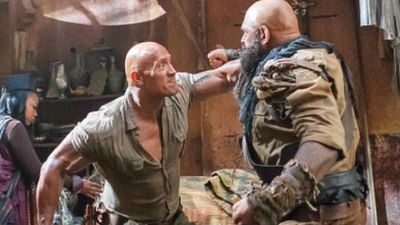 'Jumanji': Dwayne Johnson, en plena pelea en las nuevas imágenes del rodaje  noticias imagen