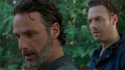 'The Walking Dead': ¿Qué ponía en el cartel que encuentran Aaron y Rick? noticias imagen