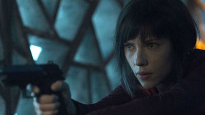 'Ghost in the Shell': Scarlett Johansson descubre su pasado en el nuevo tráiler  noticias imagen