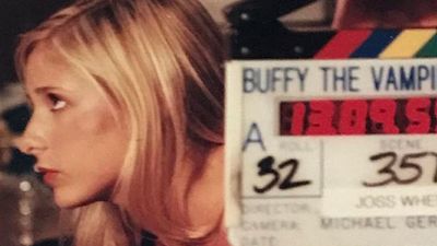 Sarah Michelle Gellar publica este emotivo mensaje por el 20 aniversario de 'Buffy Cazavampiros' noticias imagen