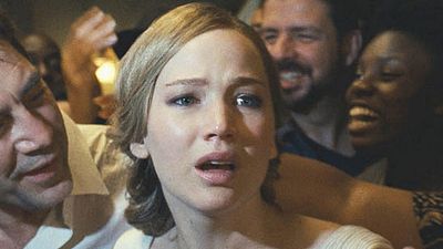 'madre!': El nuevo póster de la película recuerda sospechosamente al de 'La semilla del diablo' noticias imagen