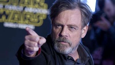 'Star Wars': Mark Hamill ayuda a un fan a identificar si un autógrafo suyo es verdadero o falso noticias imagen