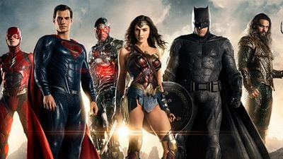 'Liga de la Justicia': Esta imagen del 'merchandising' de la película podría haber confirmado este detalle sobre Superman noticias imagen