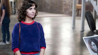 'GLOW': Alison Brie ya está preparada para la segunda temporada en esta imagen junto a Betty Gilpin noticias imagen