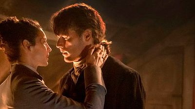 'Outlander': Claire y Jamie vuelven a estar juntos en las imágenes del episodio 'A. Malcolm' (3x06) noticias imagen