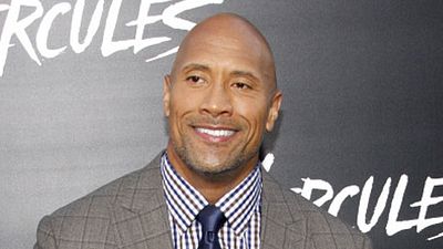 'Proyecto Rampage': Dwayne Johnson sorprende así a la fan que le pidió que le acompañase al baile de fin de curso noticias imagen