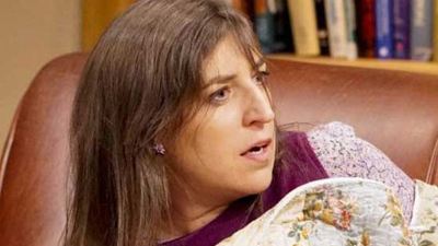 'The Big Bang Theory': Mayim Bialik enloquece tras conocer a Mark Hamill en el 'set' de rodaje