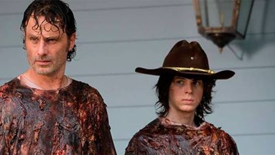 'Fear The Walking Dead' hace referencia al agujero de guion de la sangre zombi de 'The Walking Dead'