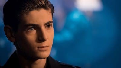 El Batman de 'Gotham', David Mazouz, también quiere serlo en el cine