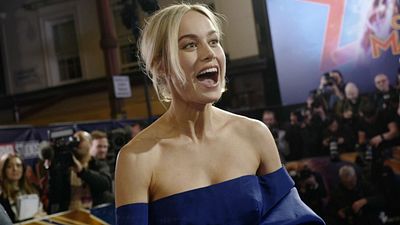 Brie Larson enloquece con la apertura de Galaxy's Edge  noticias imagen