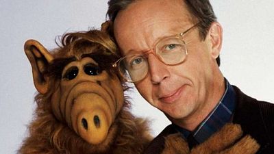 Muere Max Wright, el mítico padre de 'ALF', a los 75 años noticias imagen