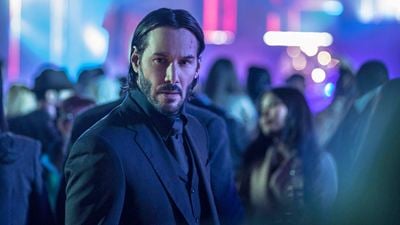 Keanu Reeves, irreconocible con barriga y cresta en el rodaje de su nueva película