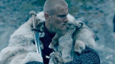 'Vikingos': Bjorn cometerá errores en su reinado. "Está buscando su camino como líder"