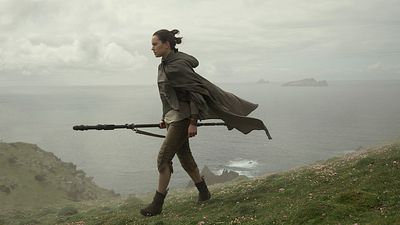 'Star Wars: El Ascenso de Skywalker': El director de efectos especiales confirma el origen del sable láser de Rey noticias imagen