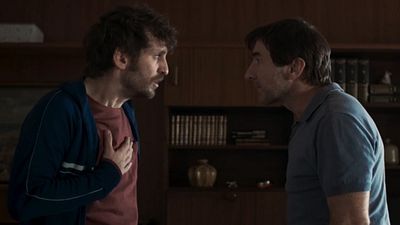 'El plan': Antonio de la Torre, Raúl Arévalo y Chema del Barco, en plena crisis en el tráiler de la cinta