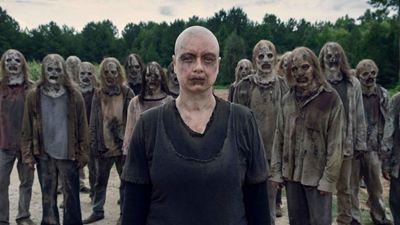Samantha Morton adelanta una "catástrófica" recta final para Alpha en 'The Walking Dead': "Para mí el enemigo son ellos, sin duda"