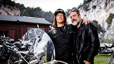 'The Walking Dead': Los fans enloquecen con la escena de Daryl y Negan del episodio 'Look al the flowers' (10x14) noticias imagen