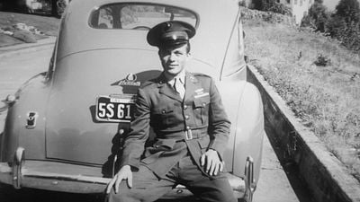 Luca Guadagnino llevará al cine la vida de Scotty Bowers, conocido como 'el proxeneta de Hollywood' noticias imagen