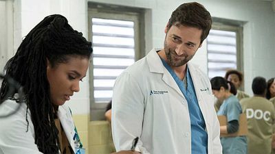 'New Amsterdam' afrontará un triángulo amoroso de lo más inusual en la temporada 3 noticias imagen