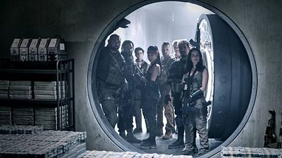 La protagonista de 'Ejército de los muertos' que nunca estuvo allí: una de las actrices rodó la película sola noticias imagen