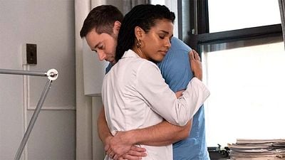 La gran promesa de la temporada 4 de 'New Amsterdam': Todo lo que quieras de Max y Helen y hasta un poco más