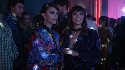 Las fiestas de la temporada 4 de 'Élite' a examen: ¿La de las toallas, Nochevieja o Le Bal? noticias imagen