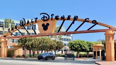 Los empleados de Disney organizan una huelga por la respuesta de la compañía al proyecto de ley 'No digas Gay'