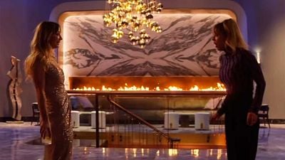 'The Flight Attendant' Kaley Cuoco promete un viaje inolvidable en el tráiler de la temporada 2 noticias imagen