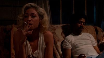 "Ponemos a la gente cachonda". Brittany Snow explica por qué hacen porno en este adelanto en EXCLUSIVA de 'X', lo nuevo de terror de Ti West noticias imagen