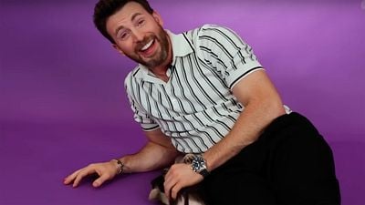 La entrevista de Chris Evans con unos adorables cachorros ya está aquí y, efectivamente, será lo mejor que veas hoy